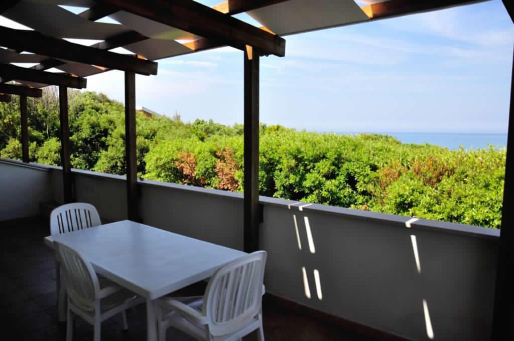 Residence Villa Clara San Vincenzo Exterior photo