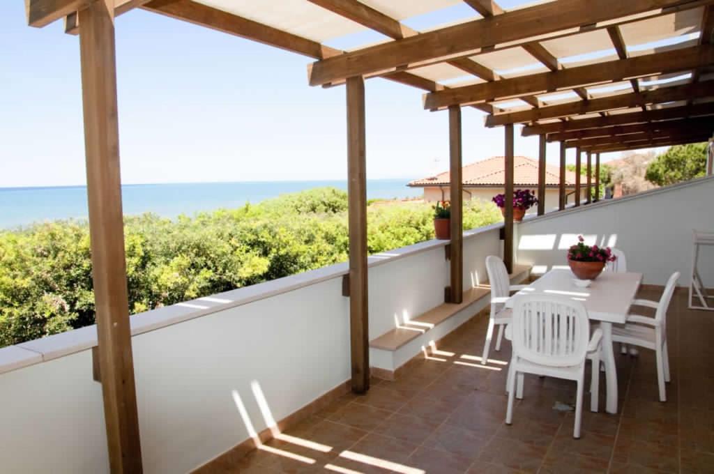 Residence Villa Clara San Vincenzo Exterior photo
